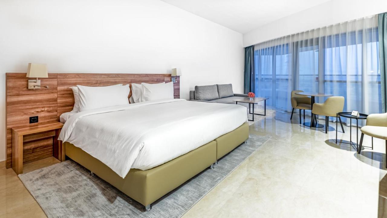 Pyramisa Hotel Apartments Дубай Екстер'єр фото