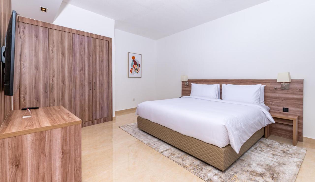 Pyramisa Hotel Apartments Дубай Екстер'єр фото